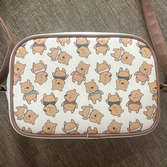 Loungefly Disney Winnie The Pooh Chibi Crossbody Bag Purse - Picture 4 of 6